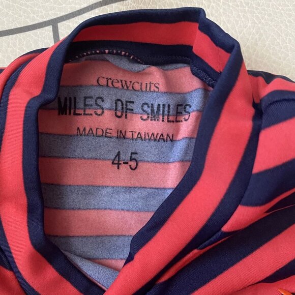 Crewcuts Rashguard 4-5yrs - Picture 3 of 5